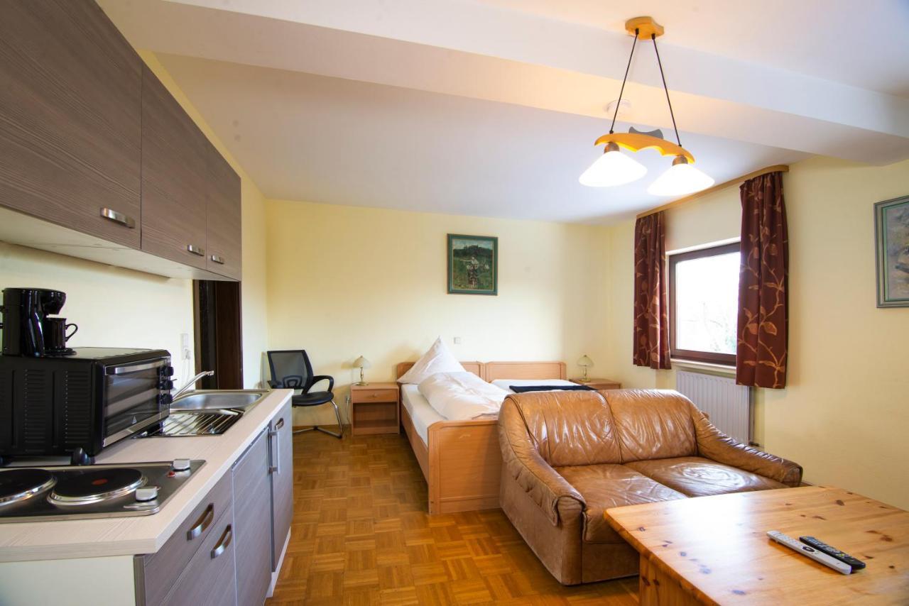 Zum Bergischen Hof Hotell Dormagen Exteriör bild